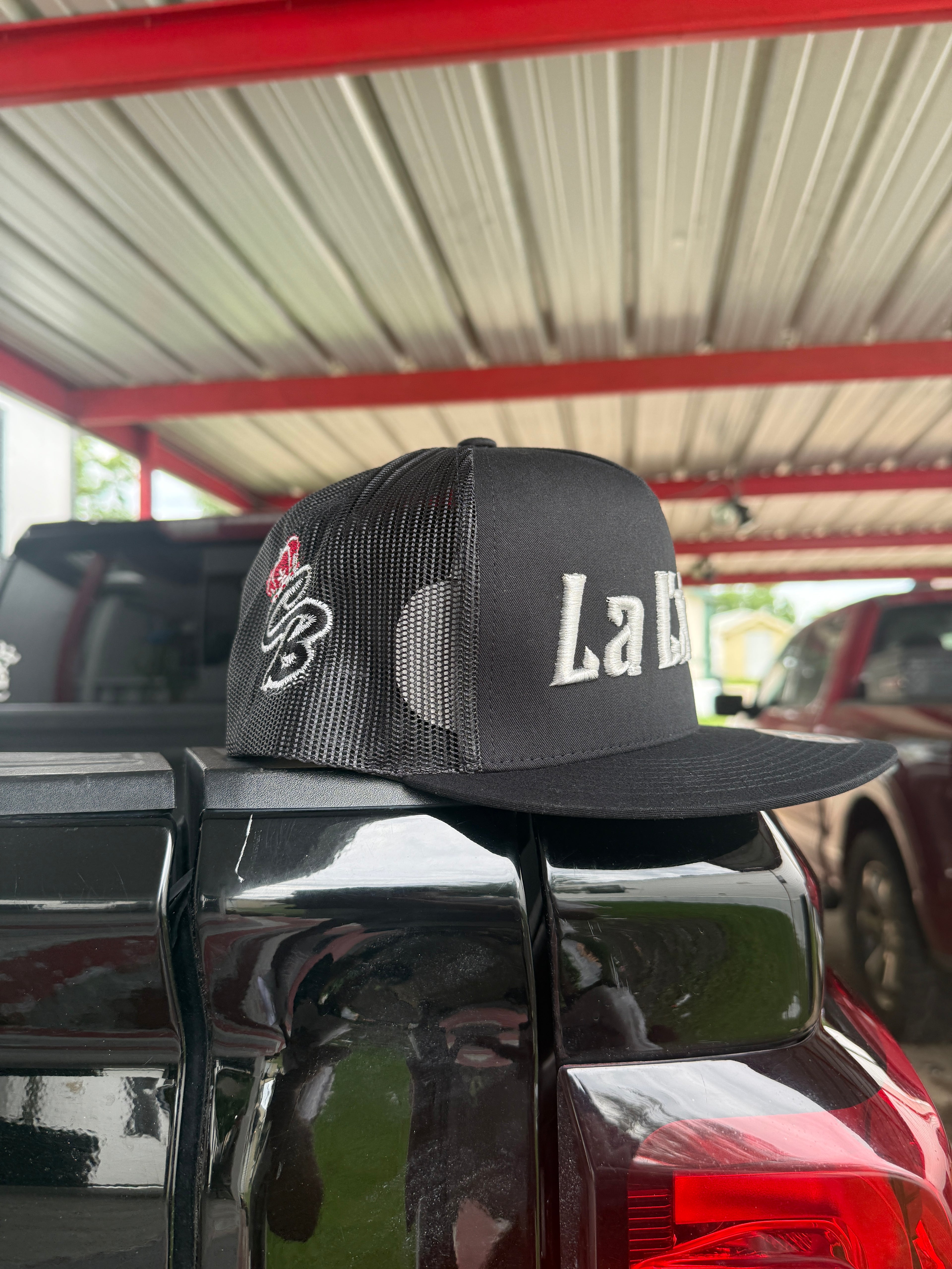 La Lxion black hat